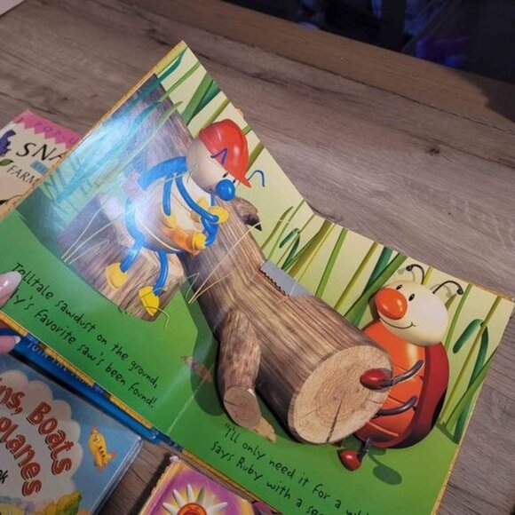 9 toddler pop up books. various conditions. some pop ups are broken and some mis - Picture 7 of 10